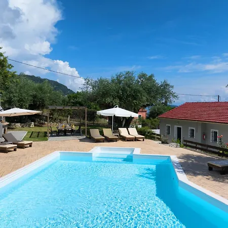 Aparthotel Olive Grove Poolside